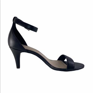 BLACK AUBREY LYNN KITTEN HEEL SANDALS
